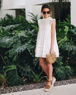 White eyelet babydoll dress, cocktail dress, street fashion, wedding dress, fashion model: Cocktail Dresses,  party outfits,  fashion model,  White Outfit,  Street Style  