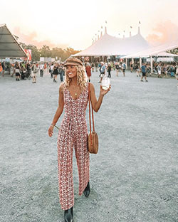 white outfits for women with dress, girls instgram photography, enjoyment pic: Coachella Outfits  