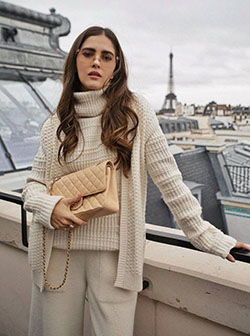 Beige outfit Pinterest with leggings, trousers, sweater: Polo neck,  Street Style,  Turtleneck Sweater Outfits  