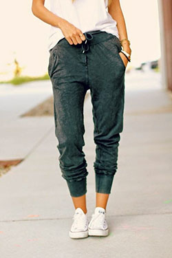 Jogger and converse outfit: Denim,  Sportswear,  Casual Outfits,  Joggers Outfit,  Jeans Outfit,  Trousers  