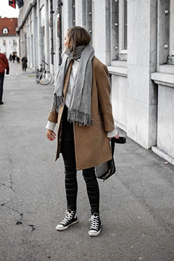 Colour outfit with trench coat, leggings, jeans: Trench coat,  Polo coat,  Street Style,  Comfy Outfit Ideas,  Brown Trench Coat,  Wool Coat,  swing coat  