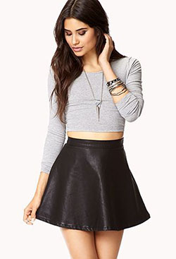 Forever 21 faux leather skater skirt: Crop top,  fashion model,  T-Shirt Outfit,  White Outfit,  Leather Skirt Outfit,  Leather Skater Skirt,  Board Skirt  
