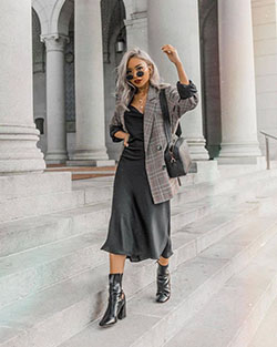 Outfit ideas with dress overcoat, jacket, blazer: fashion model,  Street Style,  Comfy Outfit Ideas  
