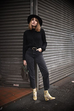 Black instagram fashion with trousers, denim, jeans: Black Outfit,  T-Shirt Outfit,  Street Style,  Levi Strauss & Co.  