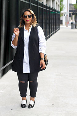 White outfit ideas with leggings, trousers, blazer: White Outfit,  Date Outfits,  Street Style  