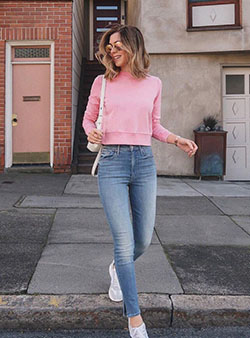 Pink colour outfit with crop top, leggings, hoodie: Crop top,  Street Style,  Comfy Outfit Ideas  