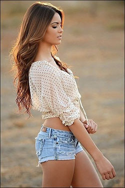 Colour outfit country girl style, fashion model, jean short: summer outfits,  fashion model,  White Outfit,  Jean Short,  denim shorts,  Jeans Short  