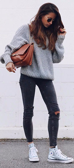 Outfit street style mujer, street fashion, casual wear: Jeans Outfit,  Black Outfit,  Street Style  