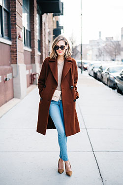 Colour outfit, you must try rust color coat, street fashion, helene berman, trench coat: Trench coat,  Street Style,  Classy Fashion  