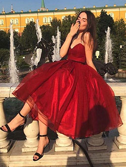 Short tulle dress burgundy, strapless dress, cocktail dress, fashion model, evening gown, ball gown, a line: Cocktail Dresses,  Evening gown,  Ball gown,  Strapless dress,  fashion model,  Prom Dresses,  Red Outfit  