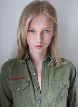 Outfit ideas model nastya sten the society management, modeling agency: Long hair,  Brown hair,  Jacket Outfits  