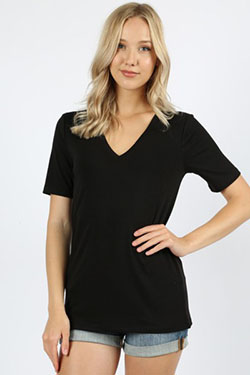 Black V Neck T-shirt: summer outfits,  Scoop neck,  Black T-Shirt  