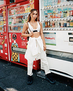 Eva Gutowski dress outfit ideas, photoshoot poses, photography for girl: Street Style,  Sexy Outfits,  Hot Eva Gutowski  