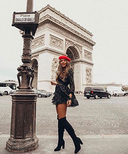 Style outfit arc de triomphe arc de triomphe, champs Élysées: Teen outfits,  Eiffel Tower,  Street Style  