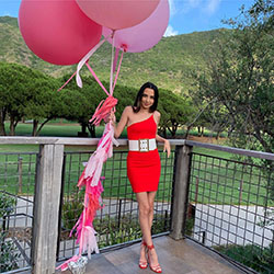 Magenta and pink dress fashion accessory, fine legs: Fashion accessory,  Magenta And Pink Outfit,  party outfits,  Veronica Merrell Instagram  