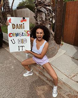 Daniella Perkins beautiful girls pictures, legs pic, shoe: Daniella Perkins Instagram  