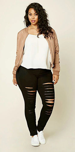 Outfits for plus size girls: Plus size outfit,  Black And White Outfit  