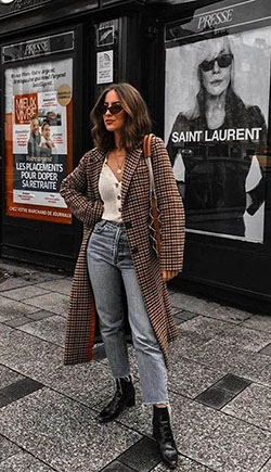 Colour outfit, you must try with jacket, jeans, coat: winter outfits,  T-Shirt Outfit,  Street Style,  Casual Outfits,  Comfy Outfit Ideas,  Black And White  