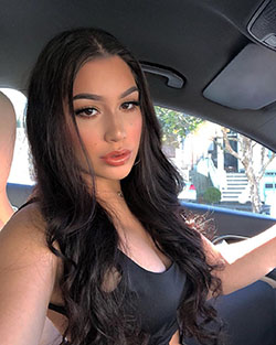 Alondra Mendoza Black Hair Color, Bautiful Face, Natural Glossy Lips: Long hair,  Brown hair,  Black hair,  Hairstyle Ideas,  Cute Instagram Girls  
