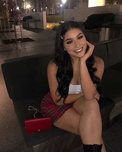 Alondra Mendoza photoshoot ideas, thigh pics, hot legs picture: Long hair,  Sexy Outfits,  Black hair,  Hot Dresses  