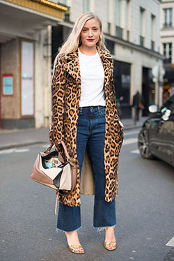 Leopard print coat style, street fashion, fur clothing, animal print, fake fur: Fur clothing,  Animal print,  Fake fur,  Street Style,  Classy Fashion  