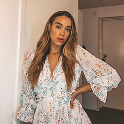 Isabelle Tounsi dress colour outfit, you must try, Perfect Lips, Long Hair Girl: Casual Outfits,  Long hair,  Hairstyle Ideas,  Cute Instagram Girls  