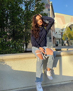 Hailey Orona denim, jeans colour dress, instagram pictures ideas: Denim,  Jeans Outfit,  Hailey Orona Instagram  