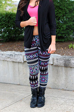 Purple and pink colour outfit, you must try with leggings, shorts, tights: Street Style,  Purple And Pink Outfit,  Legging Outfits  