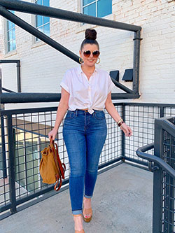 Electric blue and cobalt blue outfit instagram with crop top, jeans, denim: Crop top,  Cobalt blue,  Electric blue,  Date Outfits,  Adriano Goldschmied,  Street Style,  Electric Blue And Cobalt Blue Outfit  