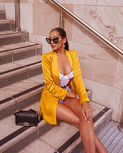 Baddie Fashion Model Yellow Dress: Baddie Outfits,  Outfit of The Day,  Yellow And Orange Outfit  