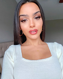 Lisa Ramos Pretty Face, Lips Smile, Hairstyle For Women: Instagram girls,  Hairstyle Ideas,  Cute Instagram Girls  