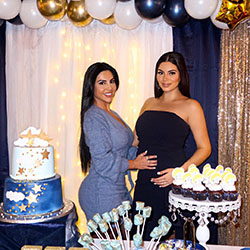 Yasmin Kavari, cake decorating, buttercream, sugar paste: 