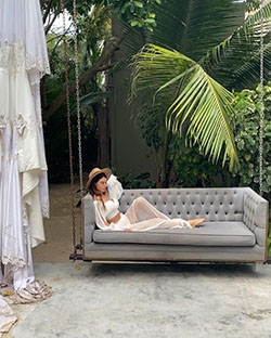 Silvia Caruso, outdoor furniture, studio couch, canopy bed: Instagram girls  