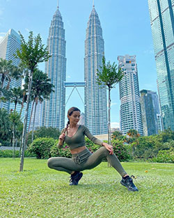 Ekaterina Zueva, physical fitness, condominium, tower block: Fitness Model,  Ekaterina Zueva Instagram  