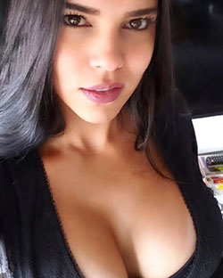 Daniela Baptista Hottest Instagram Selfie In Dark Black Hairs: Black hair,  Instagram girls,  Hairstyle Ideas,  Cute Instagram Girls  