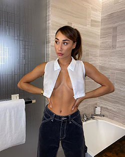 Eva Gutowski body muscle, Hot Model Picture, costumes designs: Hot Model,  Fitness Model,  Hot Eva Gutowski  