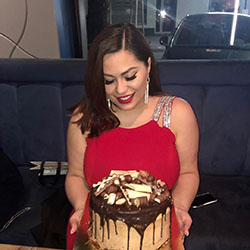 Costina Ana-Maria, chocolate cake, baked goods, chocolate: Instagram girls  