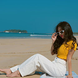 Hsu Eaint San sunglasses, eyewear, sunglasses: Turquoise And White Outfit  