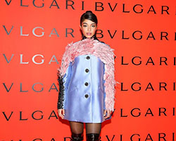 Yovanna Ventura fashion ideas, outerwear, clothing: Instagram girls,  Full Sleeve Dress  
