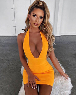 Sierra Skye female thighs, Long Layered Hair, Hottest Model In World: Orange And Yellow Outfit,  Sierra Skye Photos  