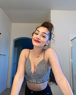 Hailey Orona hot & sexy photo dresses ideas, Natural Glossy Lips, outfit ideas: Cute Instagram Girls,  Hailey Orona Instagram  