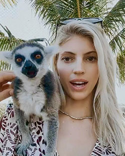 Devon Windsor fur colour outfit, you must try, photography ideas, companion dog: Instagram girls  