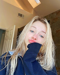 Zoe Laverne in blond hairs, Cute Face, Beautiful Lips: Long hair,  Blonde Hair,  Hairstyle Ideas,  Cute Girls Instagram,  Cute Instagram Girls,  Zoe Laverne TikTok  
