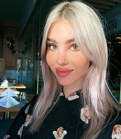 Maria Domark blond hairstyle, Cute Face, Natural Lips: Long hair,  Blonde Hair,  Hairstyle Ideas,  Cute Girls Instagram,  Cute Instagram Girls  