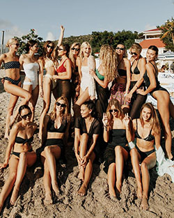 Devon Windsor girls instagram photos, life enjoyment, people on beach: Spring Outfits,  Instagram girls  