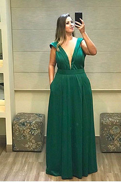 Turquoise and green outfit ideas with bridal party dress, cocktail dress, evening gown, formal wear, skirt: Cocktail Dresses,  Evening gown,  fashion model,  Formal wear,  Turquoise And Green Outfit,  Bridal Party Dress,  Curvy Prom Dresses  