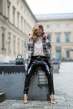 Black and white colour ideas with leather skirt, trousers, leggings: fashion blogger,  Street Style,  Black And White Outfit,  Leather Pant Outfits  