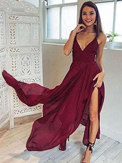 Colour outfit, you must try maroon formal dresses, bridesmaid dress, fashion model, evening gown, formal wear, a line: Evening gown,  Bridesmaid dress,  fashion model,  Prom Dresses,  Formal wear,  Purple And Maroon Outfit,  Maroon Outfit  