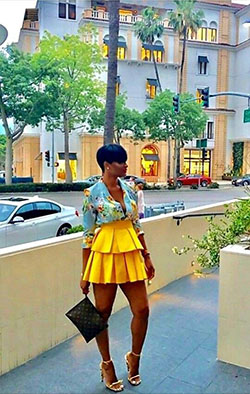Oh wow! Loving the canary yellow ra-ra skirt! So stylish. | Summer Outfit Ideas 2020: skirts,  Outfit Ideas,  summer outfits,  yellow outfit,  Stylevore  