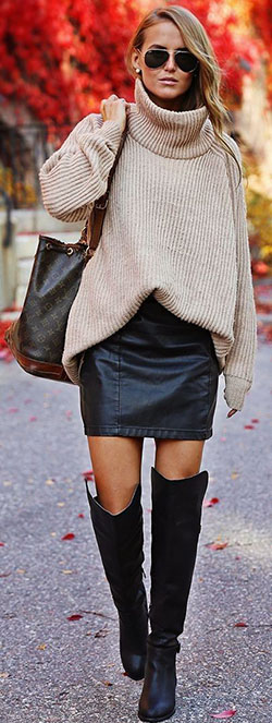 Leather skirt and sweater outfit: Polo neck,  Pencil skirt,  Hot Girls,  Leather skirt,  Street Style,  Mini Skirt Outfit,  Turtleneck Sweater Outfits  